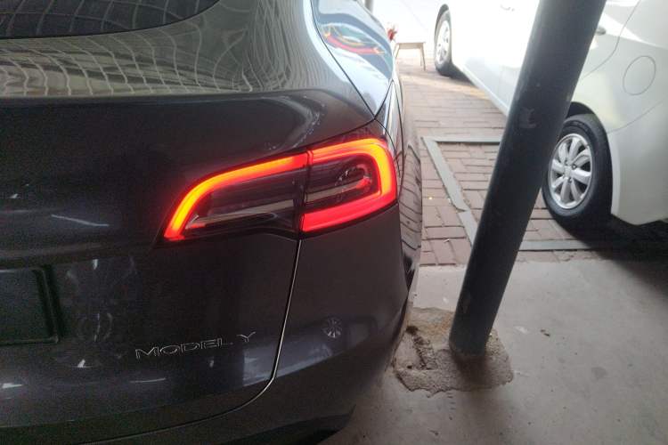 Used Tesla Model Y 2024 Rear-Wheel-Drive Version