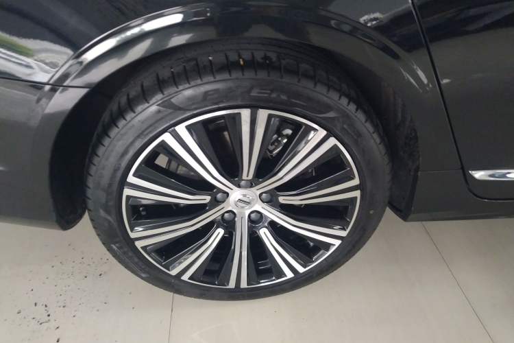 Used Volvo S90 2023 B5 Zhiyuan Luxury Edition
