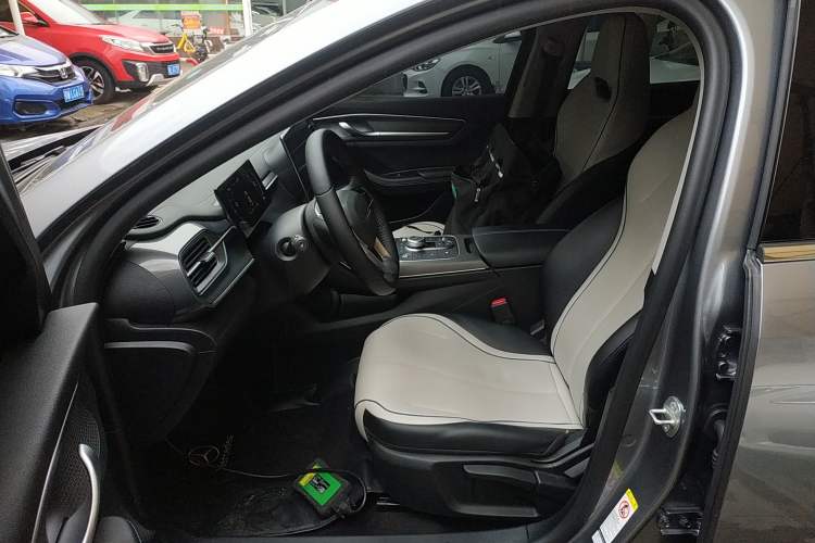 Used BYD Destroyer 05 2024 HONOR Edition DM-i 55KM Luxury Model
