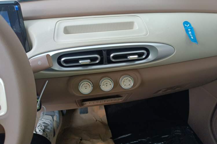 Used Wuling Hongguang MINIEV 2025 Four-Door Version Advanced Edition