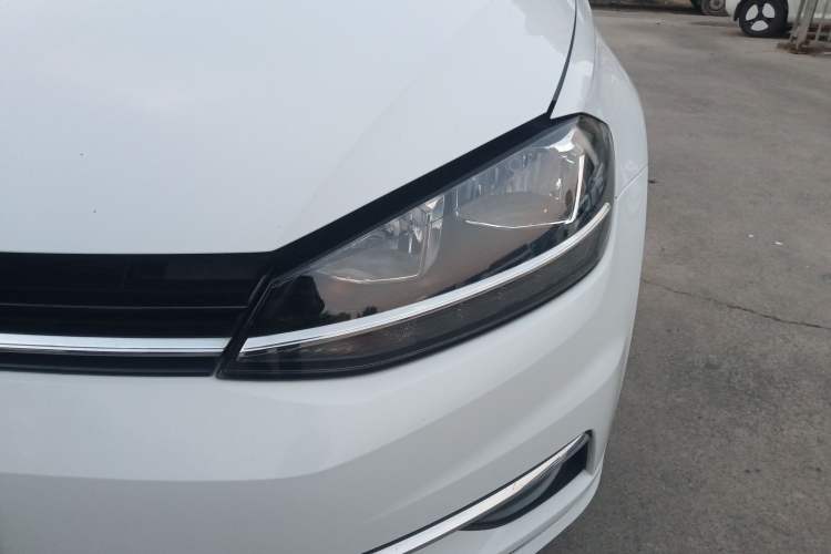 Used Volkswagen Golf 2018 230TSI Automatic Comfort Model
