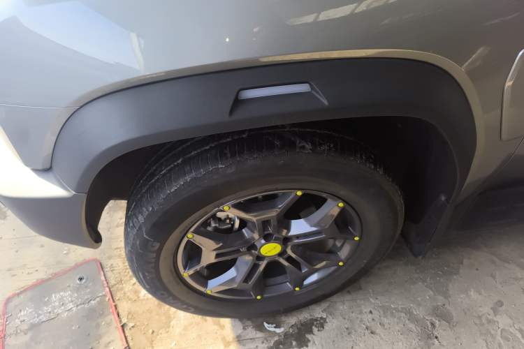 Used JETOUR Traveler 2023 2.0T All-Wheel-Drive CrossPRO
