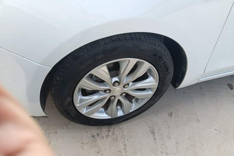 Used Buick GT 2018 15T Dual-Clutch Elite Model China V Standard
