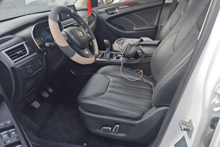 Used Dongfeng Fengon 580 2020 1.5T Manual Luxury Version