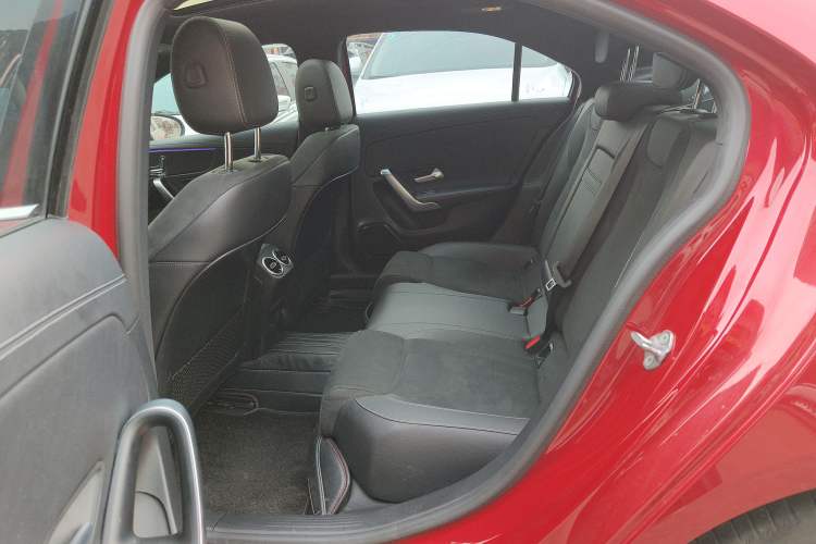 Used Mercedes-Benz A-Class 2021 A 200 L Sport Sedan Fashion Model
