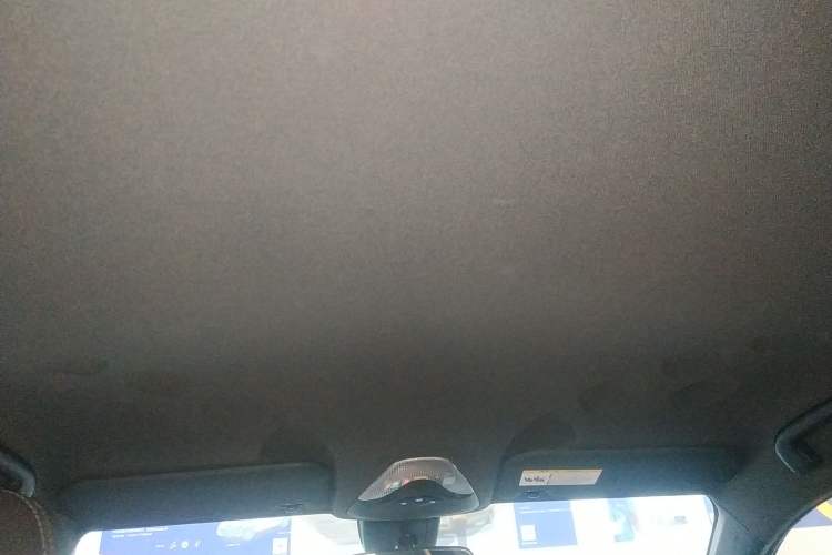 Used Toyota IZOA 2018 2.0L Yichi Edition China V Standard