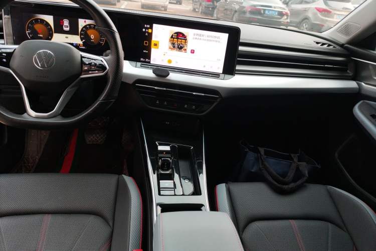 Used Volkswagen Lamando 2023 Lavida L 280TSI DSG Cool & Spicy Edition