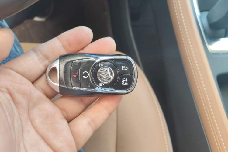 Used Buick LaCrosse 2018 28T Elite Edition
