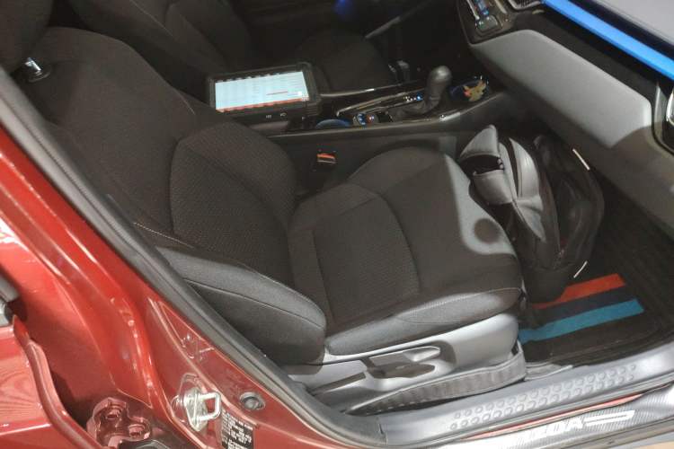 Used Toyota IZOA 2020 2.0L Enjoy Edition
