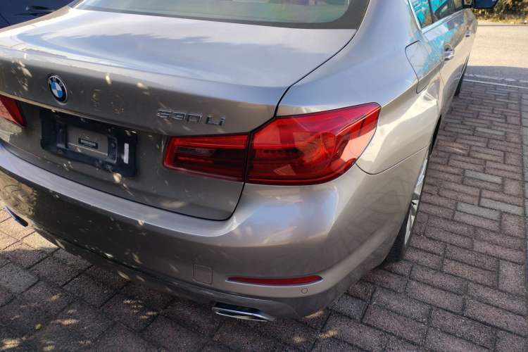 Used BMW 5 Series 2019 530Li Leading Model Luxury Package
