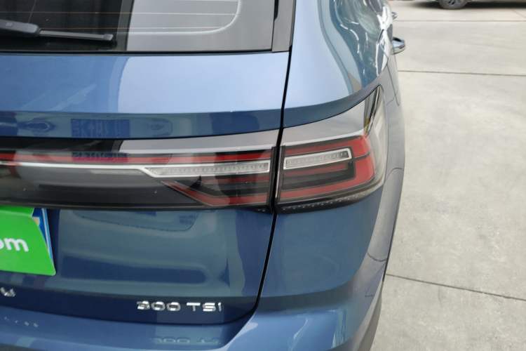 Used Volkswagen Tharu 2023 300TSI Two-Wheel-Drive Full Moon Edition