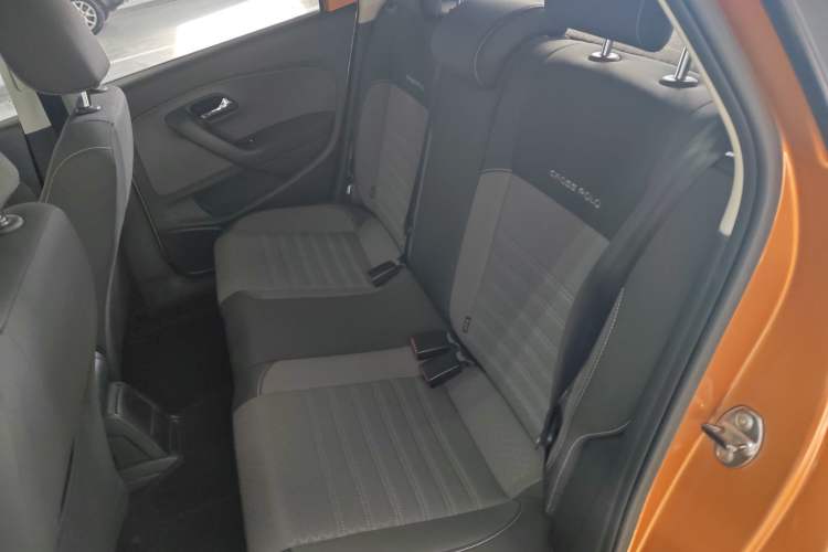 Used Volkswagen Polo 2014 1.6L Cross Polo Automatic