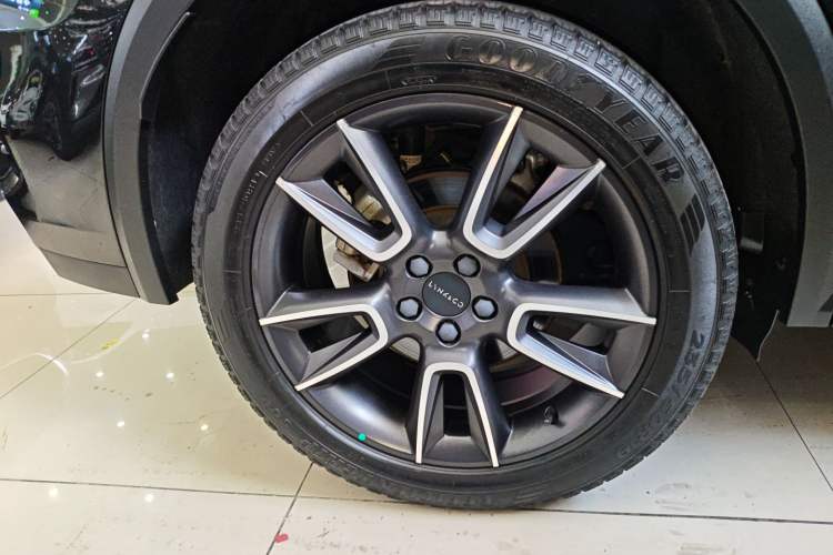 Used Lynk & Co 01 2021 2.0TD Two-Wheel-Drive Pro Trim
