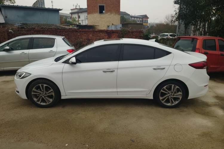 Used Hyundai Elantra 2016 1.6L Automatic ZhiXuan – Elite Version
