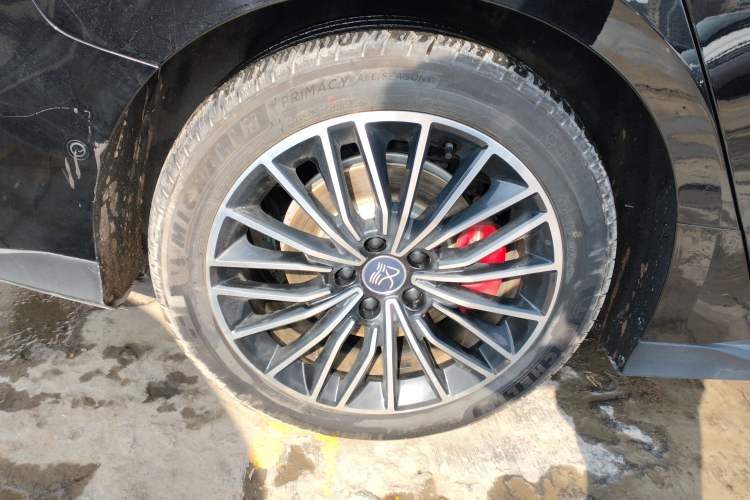 Used BYD Han 2025 EV with 701 km of Laser Radar-Enabled Intelligent Driving