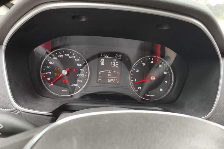 Used Roewe RX5 2016 20T Two-Wheel Drive Automatic Internet Smart Edition