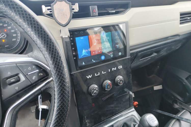 Used Wuling Hongguang PLUS 2019 1.5T Manual Luxury 7-Seater
