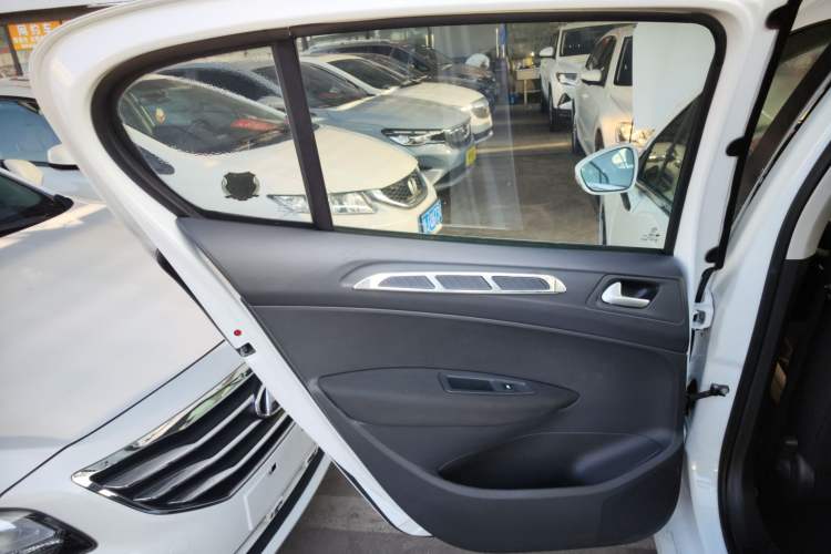 Used Peugeot 308 2014 Enjoy Edition Classic 1.6L Automatic Premium Model
