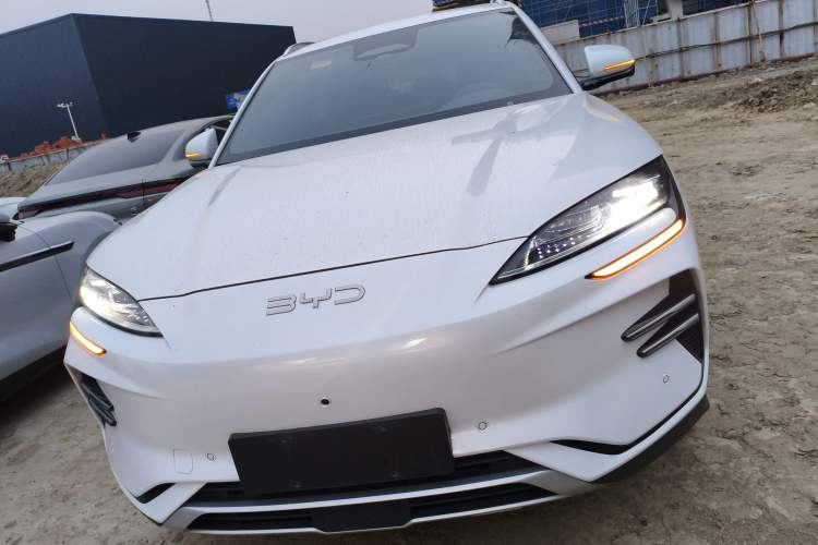 Used BYD Song PLUS New Energy 2025 EV Intelligent Driving Version 520km Premium Model