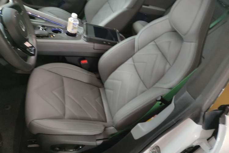 Used Zeekr 001 2023 WE Edition 86 kWh
