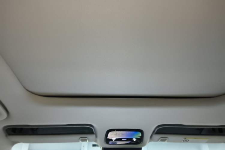 Used Lynk & Co 06 EM-P 2023 EM-P 126 Long-Range Halo