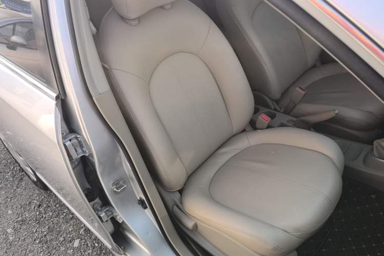 Used Nissan Sylphy 2012 Classic 1.6XE Manual Comfort Edition
