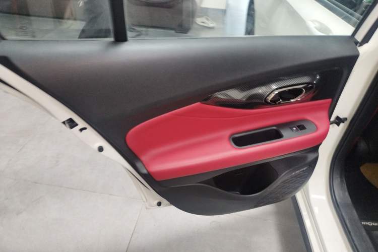 Used GAC Trumpchi EMPOW 2021 270T DCT J16 Version
