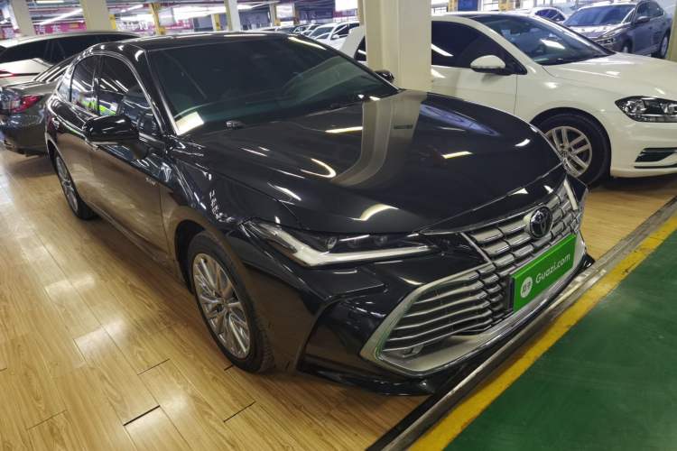 Used Toyota Avalon 2024 Dual-Motor 2.0L Luxury Edition