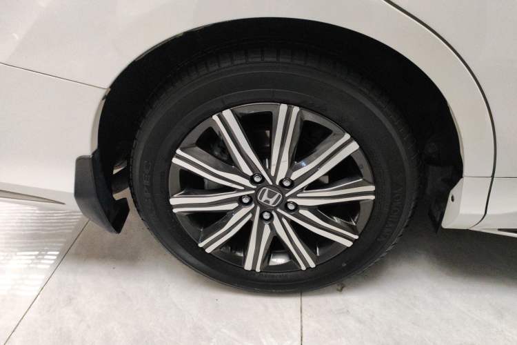 Used Honda Odyssey 2024 2.0L eHEV Sharp & Smart Edition
