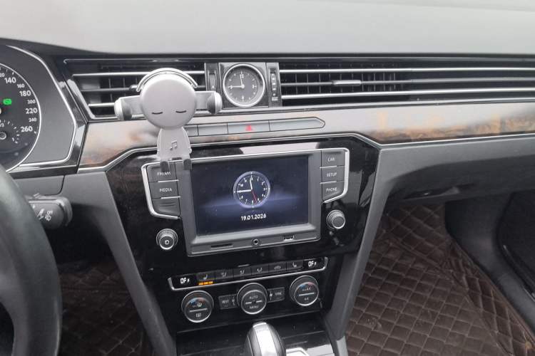 Used Volkswagen Magotan 2017 330TSI DSG Luxury Model