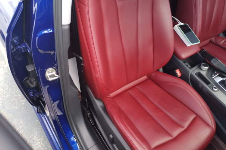 Used Audi A4L 2019 40 TFSI Ambition China VI
