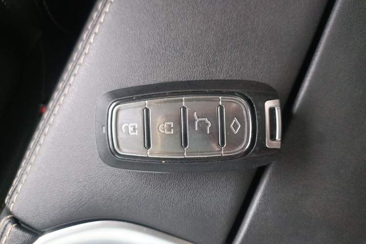 Used Changan CS85 COUPE 2019 2.0T Automatic Version China V Standard
