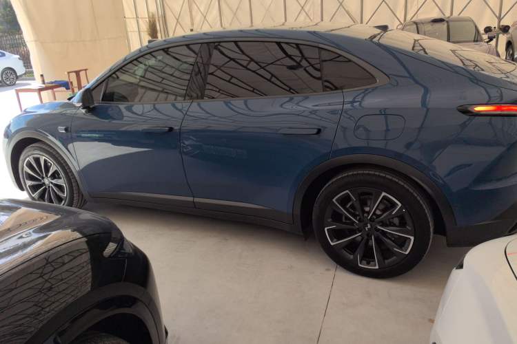 Used ONVO L60 2024 60 kWh Rear-Drive Version
