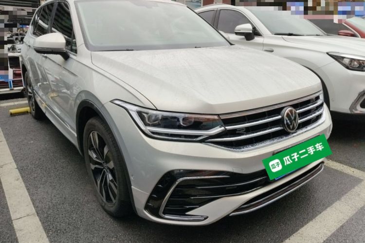 Used Volkswagen Tiguan L 2024 Outstanding Model 330TSI Automatic Two-Wheel Drive R-Line Dragon Glory Edition
