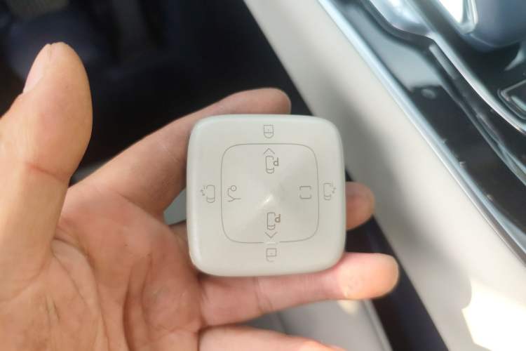 Used Zeekr 009 2024 Six-Seat Executive Version 4WD 108 kWh