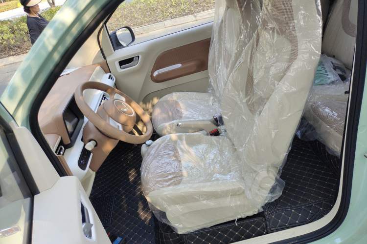 Used Wuling Hongguang MINIEV 2024 3rd Generation 215km Youth Edition
