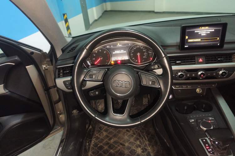 Used Audi A4L 2018 30th Anniversary Edition 40 TFSI Trendy Model
