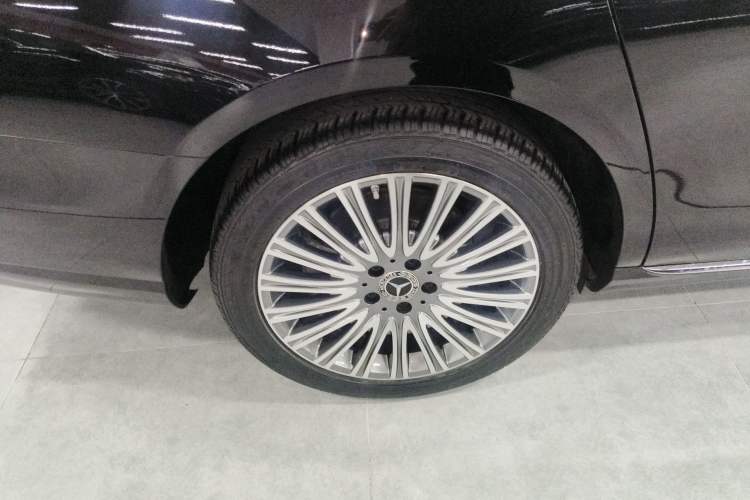 Used Mercedes-Benz E-Class 2023 Updated E 300 L Luxury Edition