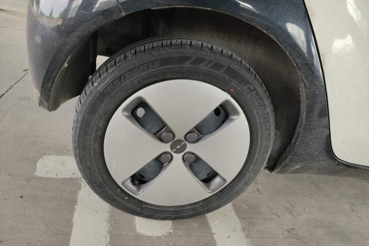 Used ORA Black Cat 2021 301 km Basic Version
