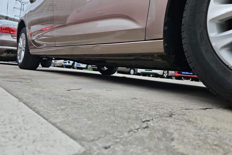 Used Buick Verano 2018 Sedan 20T Dual-Clutch Leading Model
