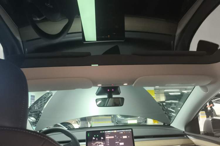 Used Tesla Model Y 2022 Rear-Wheel-Drive Version
