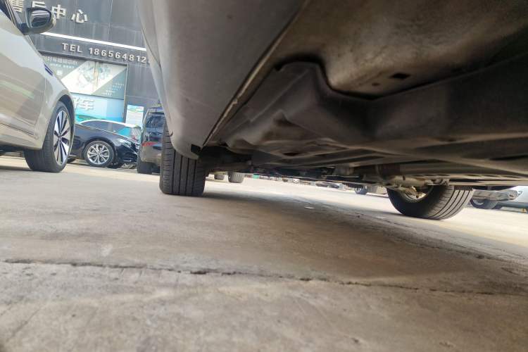 Used  Cherokee 2019 2.0T Two-Wheel Drive Smart Enjoyment Version China V
