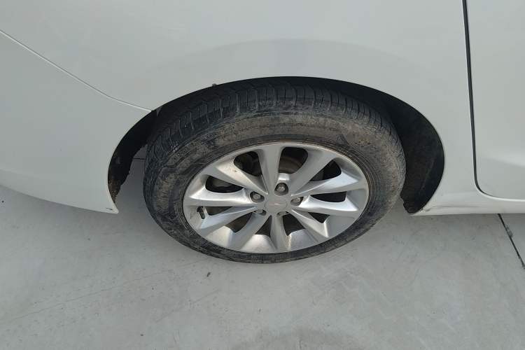 Used Chevrolet Cruze 2017 1.5L Manual Pioneer Edition