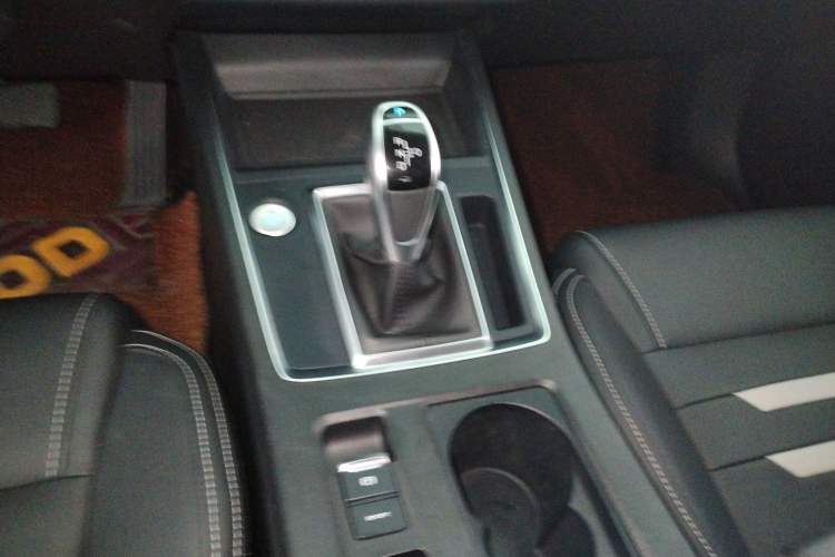 Used BYD Qin Pro 2019 Super Edition 1.5TI Automatic Smart Connect FENGSHANG Model China V Standard
