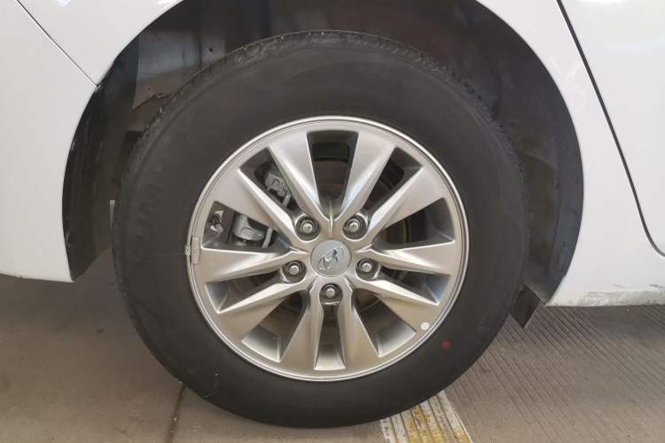 Used Hyundai Celesta 2020 1.6L Automatic GL Enjoyable Edition