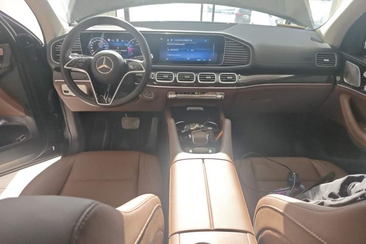 Used Mercedes-Benz GLE 2025 GLE 350 4MATIC Stylish Model
