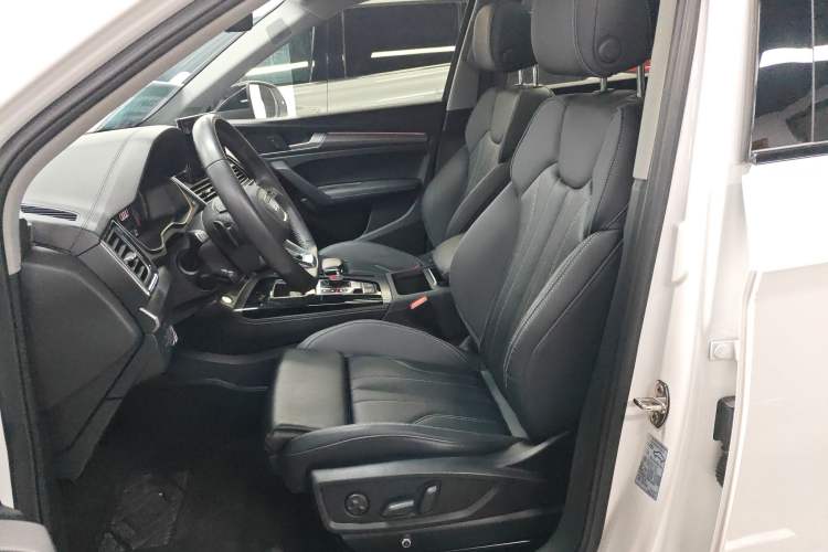 Used Audi Q5L 2022 Updated 45T Luxury Dynamic Version