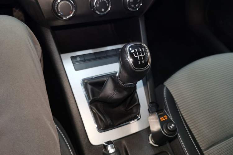 Used Skoda Octavia 2017 1.6L Manual Trend Edition
