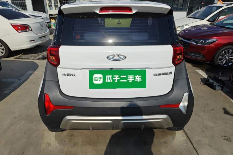 Used Chery Little Ant 2022 Revised Version Sweet Pink Edition Half-Sugar Version Lithium Iron Phosphate 30.7 kWh 30 kW 301 km
