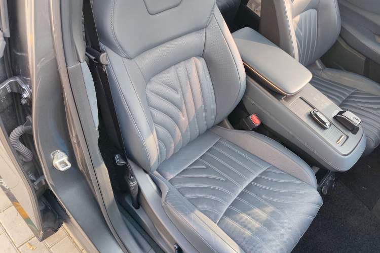 Used Nissan ARIYA 2022 Four-Wheel-Drive High-Performance Top-Tier Model